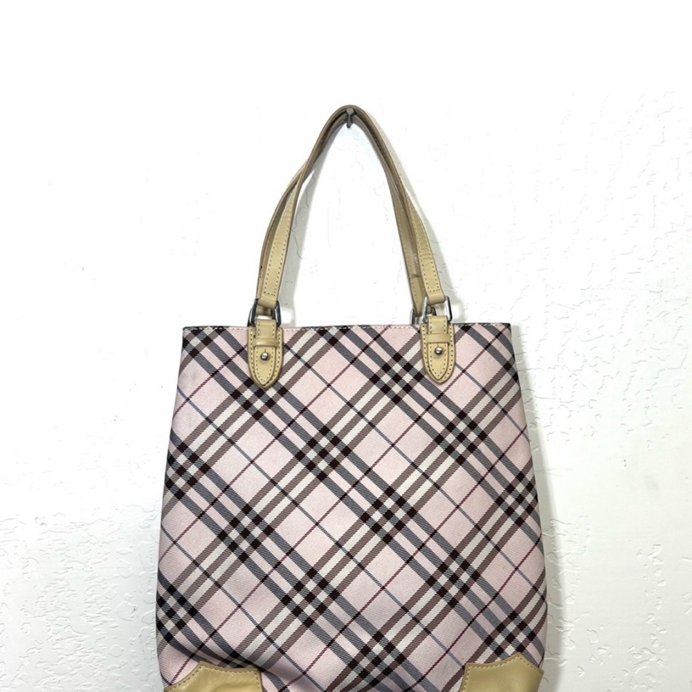 Burberry authentic Checkered Beige and Pink Shoulder Bag with FREE COA ‘!